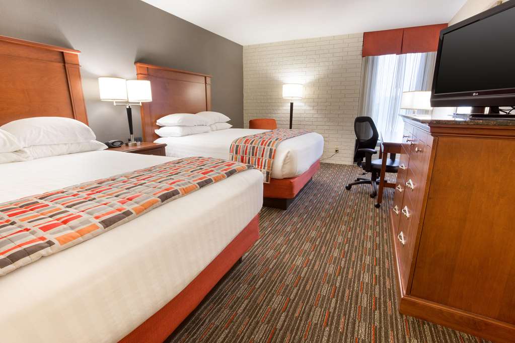 Drury Inn & Suites Joplin - photo 14
