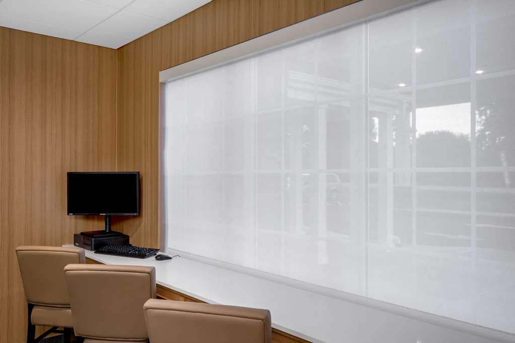 Microtel Inn & Suites by Wyndham Amsterdam - photo 41