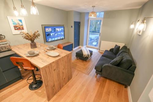 Tryfan Snowdonia North Wales — 4-Star Luxury Hotel in Bethesda, United Kingdom