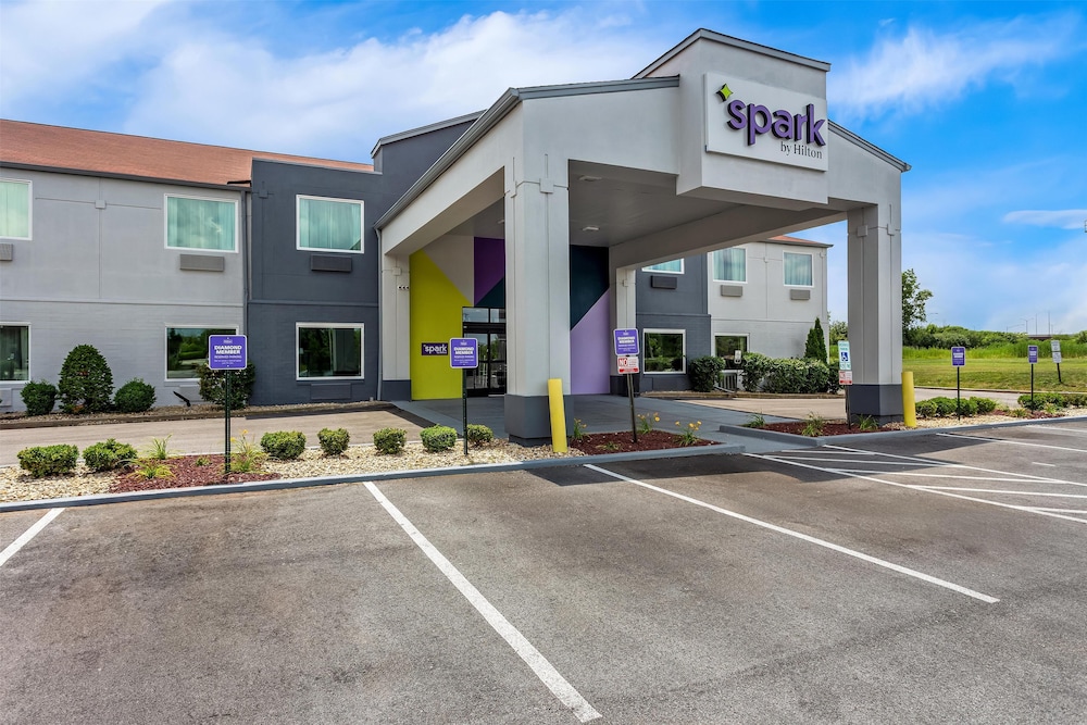 Spark by Hilton Oak Forest - photo 53