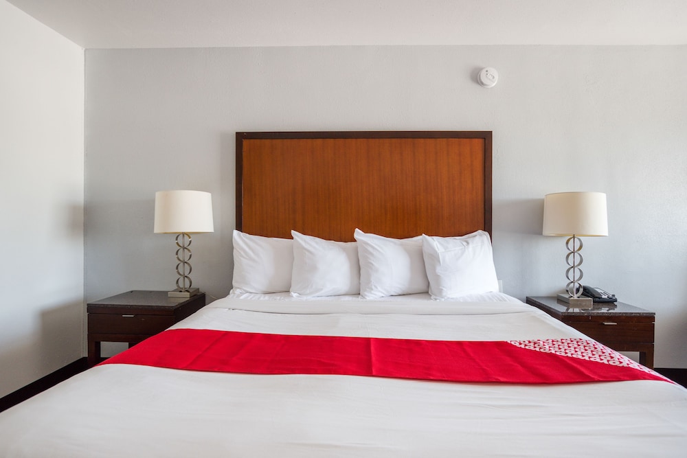 Motel 6 Mesa AZ Downtown - photo 10