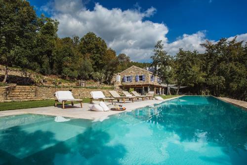 Villa Torrecorta — 5-Star Luxury Hotel in Groznjan, Croatia