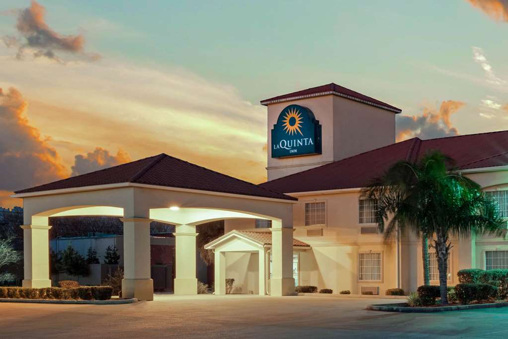 La Quinta Inn & Suites by Wyndham Morgan City - photo 4
