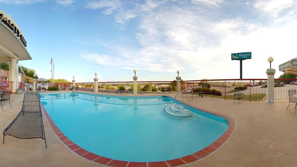 Quality Inn Conway Greenbrier - photo 46