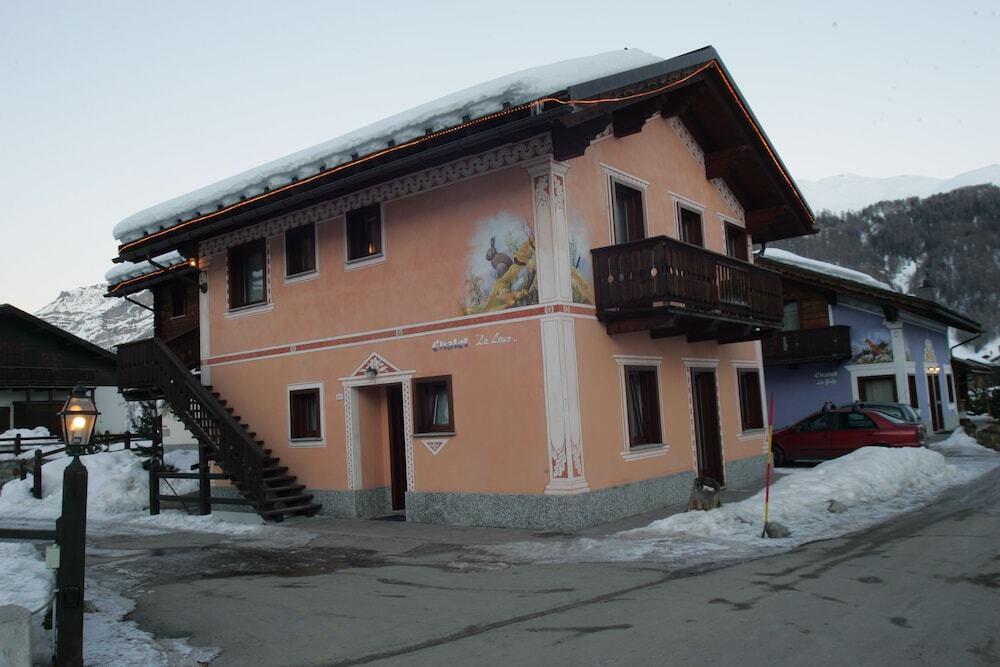 Chalets Living — carbon neutral stay, Livigno