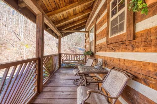 Bear End Relax in Hot Tub Specials FREE Area Attraction Tickets - photo 21