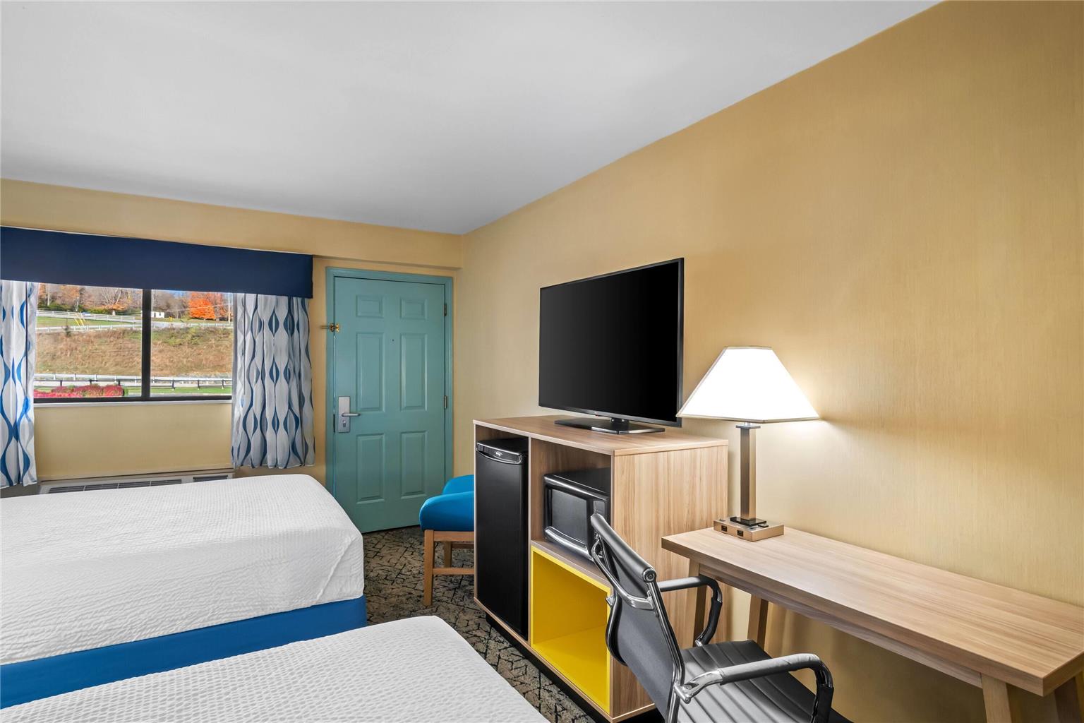 Days Inn by Wyndham Renfro Valley Mount Vernon - photo 29