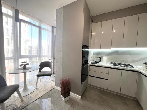 Apartments Vip Avalon — 4-Star Luxury Hotel in Lviv, Ukraine