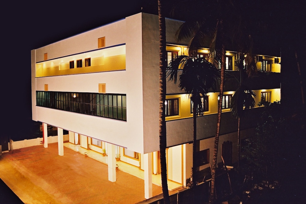 Venus Grand Inn — Kodungallur — photo 2