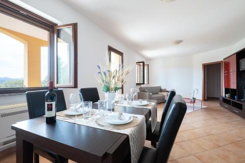 Arzachena Villa Moru Relax In Mezzo Alla Natura — 4-Star Luxury Hotel in Arzachena, Italy