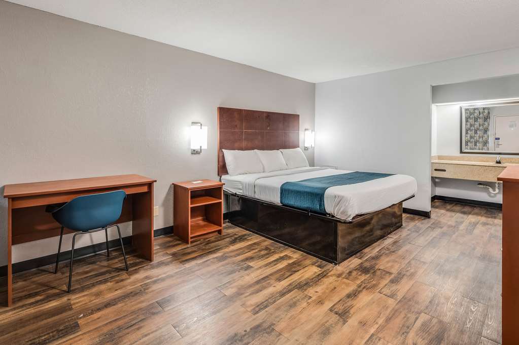 Motel 6 Tupelo MS Downtown - photo 4