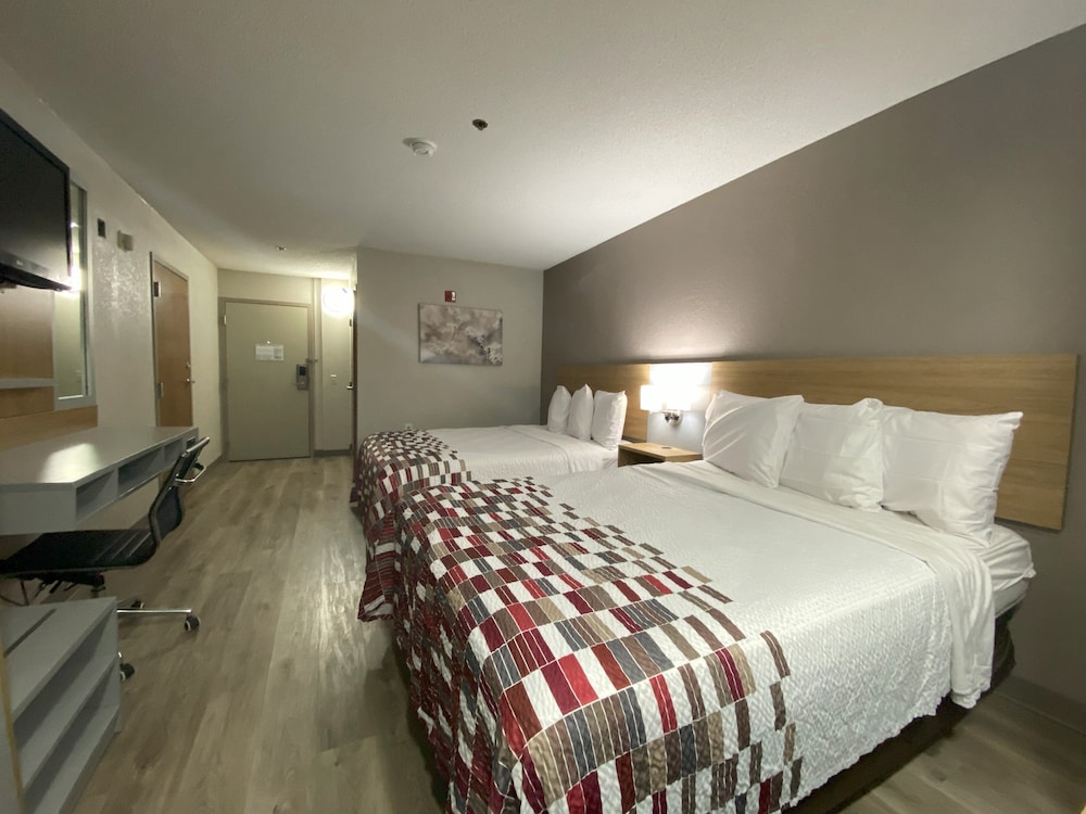 Microtel Inn & Suites by Wyndham Winston Salem — hotel in Winston-Salem