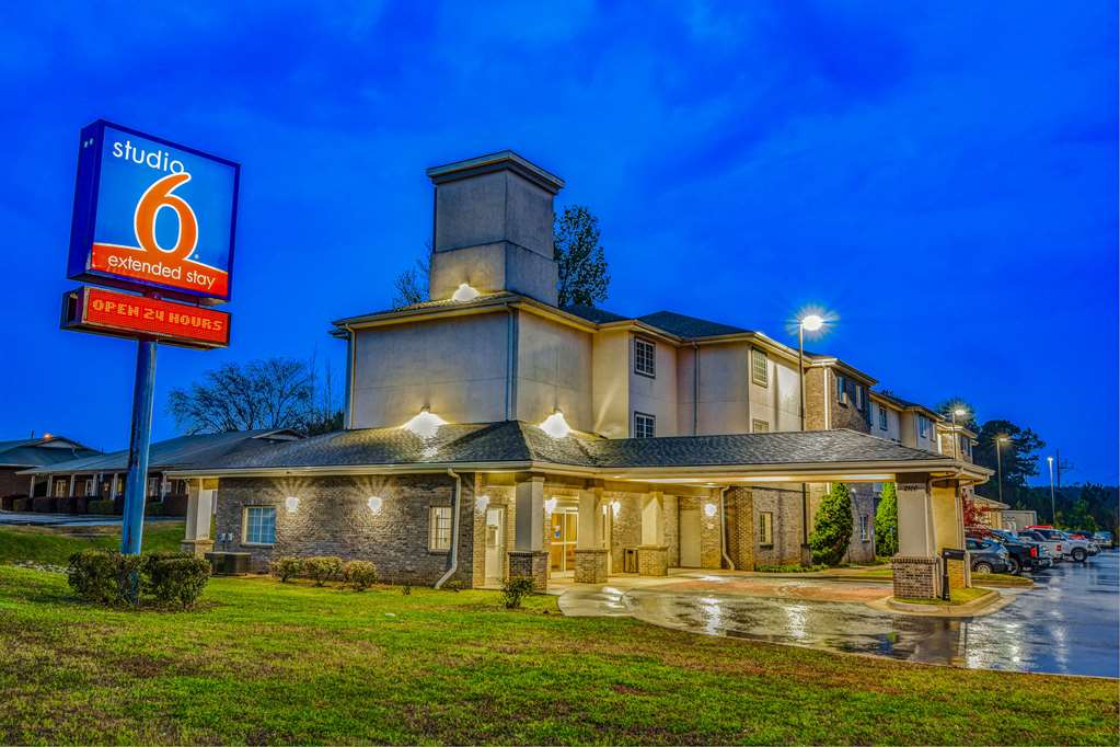 Studio 6 Opelika AL Auburn Al - featured photo