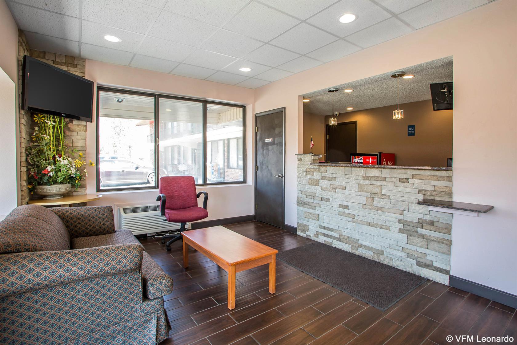 Rodeway Inn - photo 17