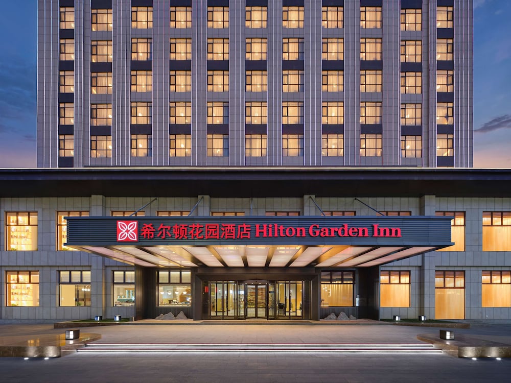Hilton Garden Inn Aksu Downtown in Aksu, People's Republic of China