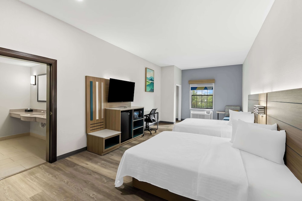 Sonesta Essential Beaumont - photo 10