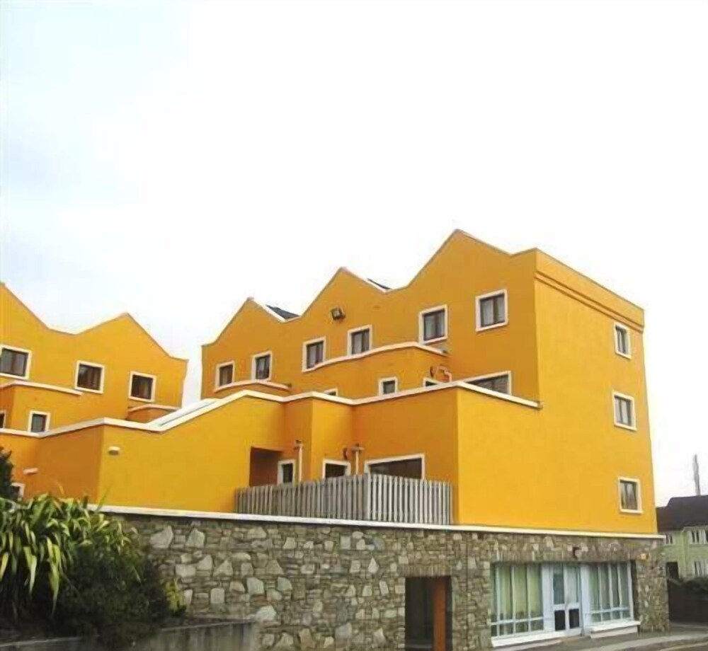 Clifden River View Apartment — 4-Star Luxury Hotel in Clifden, Republic of Ireland