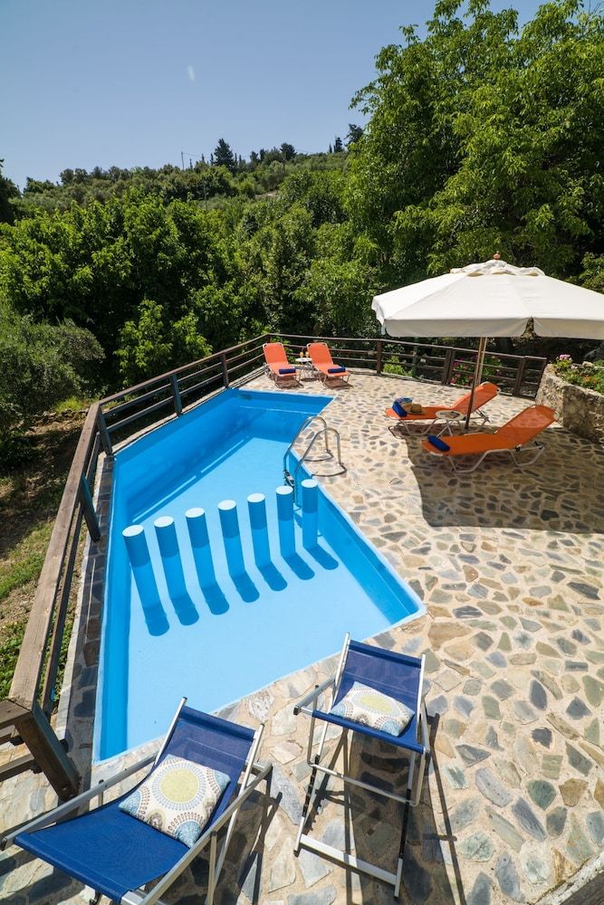Villa Zoi Tzitzifes — 4-Star Luxury Hotel in Rethymno, Greece