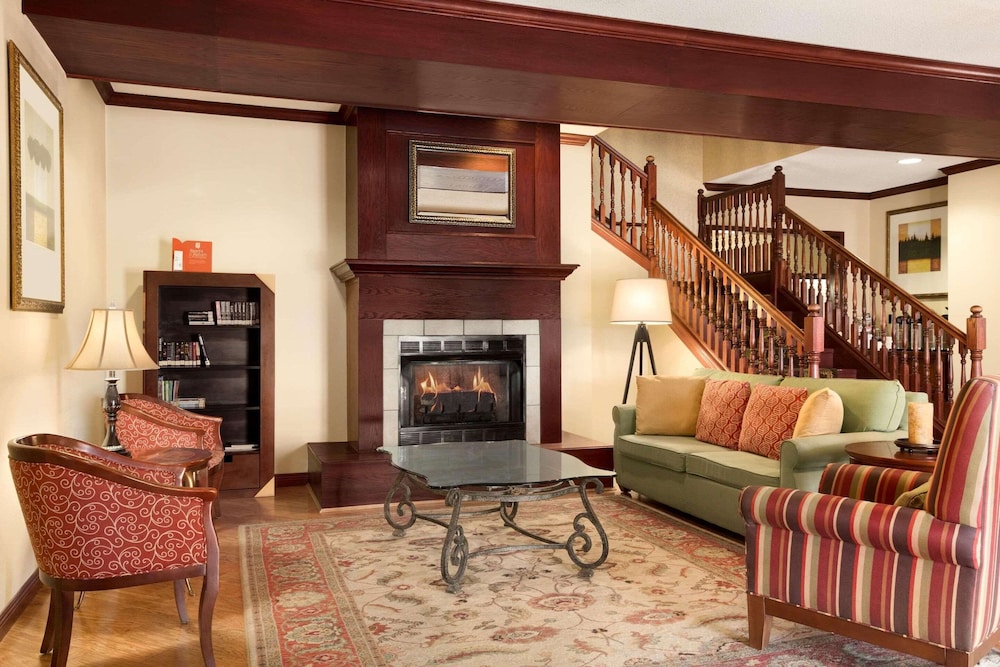 Country Inn & Suites By Radisson Kearney NE - photo 2