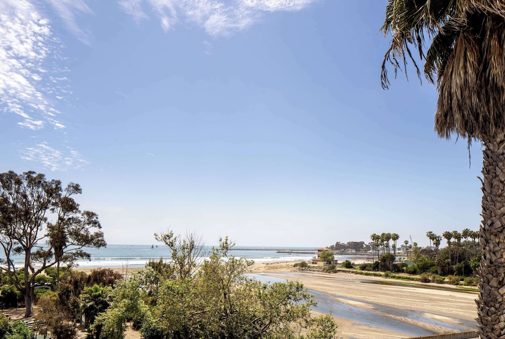 Hilton Garden Inn Dana Point Doheny Beach - photo 70