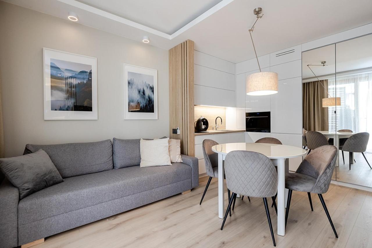 Apartment Wola WI FI Smart Lock Air Condition — 4-Star Luxury Hotel in Warsaw, Poland