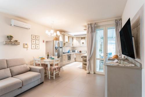 Elegante Villetta in Viareggio, Italy