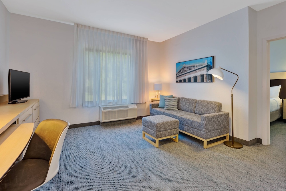 TownePlace Suites by Marriott Nashville Airport - photo 12