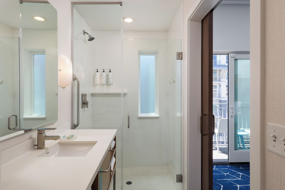 SpringHill Suites by Marriott Oceanside Beach - photo 39
