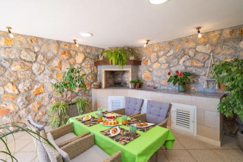 Apartment Terrace View & Barbecue