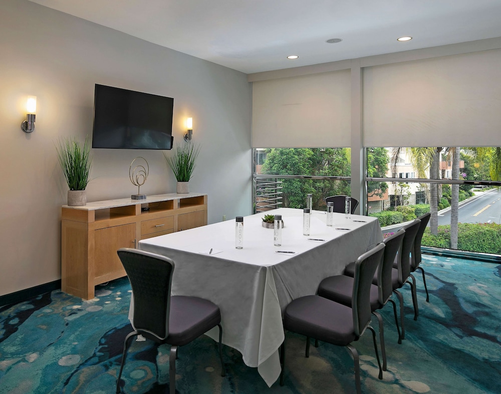 Belamar Hotel Manhattan Beach Tapestry Collection by Hilton - photo 53