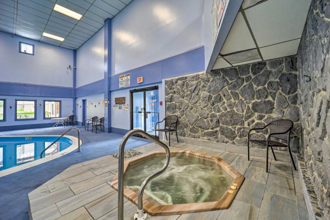 Hike Golf And Ski Beech Mtn Condo with Resort Perks - photo 23