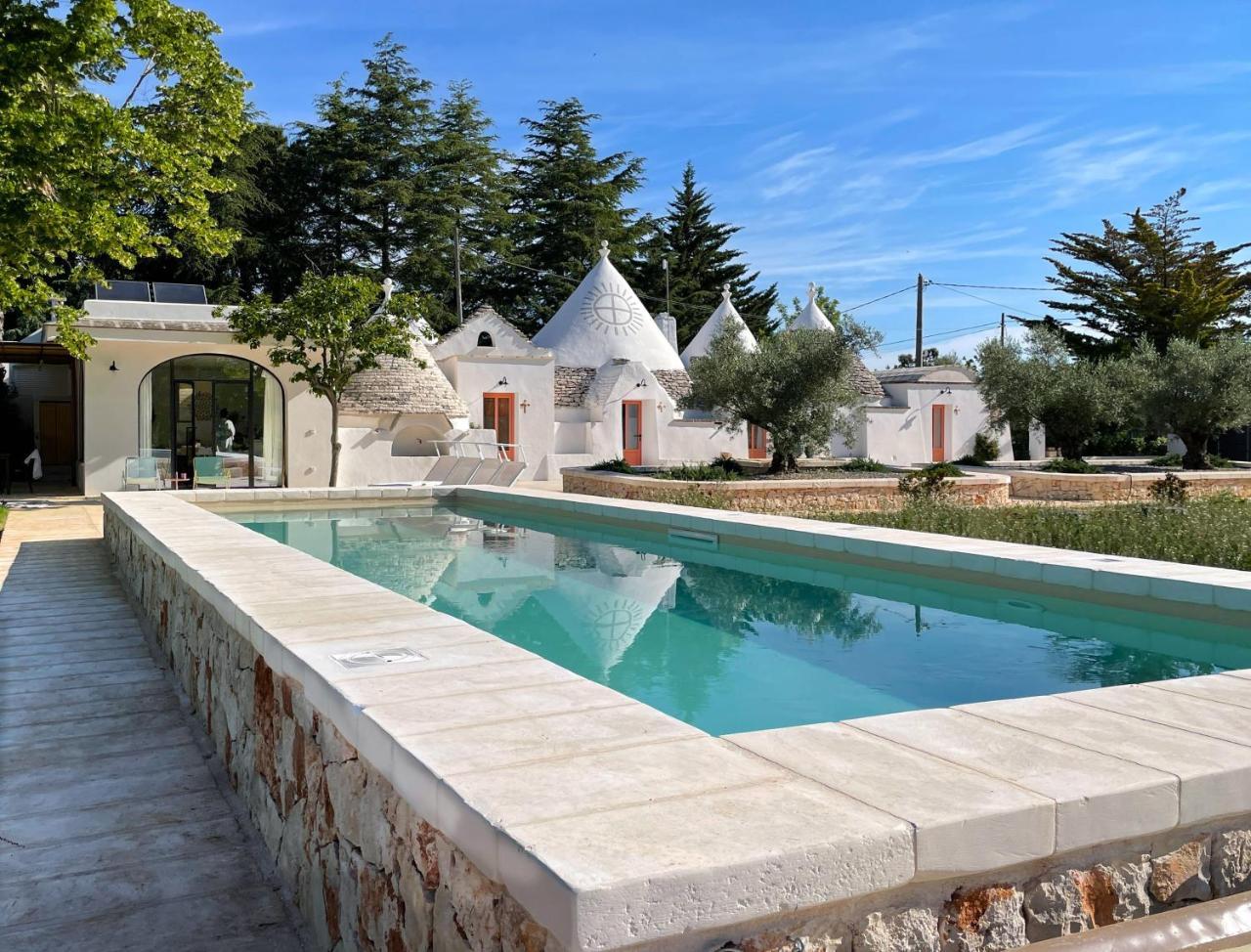 Trullo Panna Fragola Exclusive Four Bedroom Villa & Private Pool — 4-Star Luxury Hotel in Martina Franca, Italy