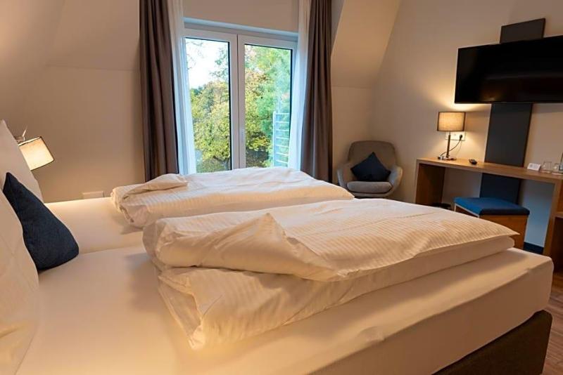 Hotel Landgasthaus Stv Ndenhof — Hinterweidenthal — photo 2