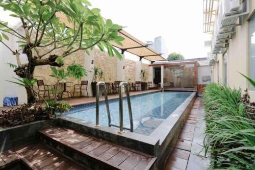 Favor Hotel Makassar City Center By LIFE in Makassar, Indonesia