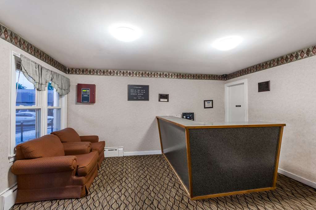 Travelodge by Wyndham Great Barrington Berkshires - photo 2
