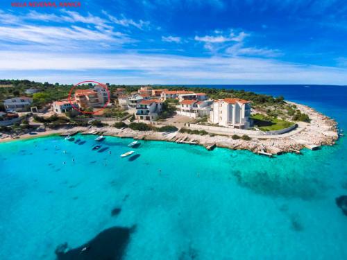 Apartment Rogoznica Sibenik Riviera 7187 — 4-Star Luxury Hotel in Rogoznica, Croatia