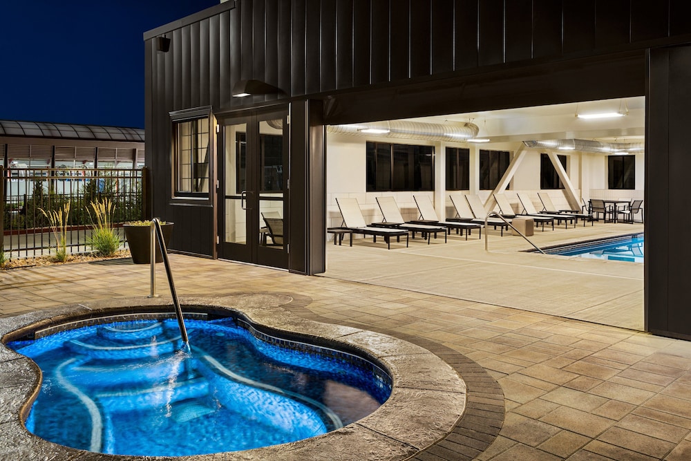 Staybridge Suites Colorado Springs NE Powers by IHG - photo 17