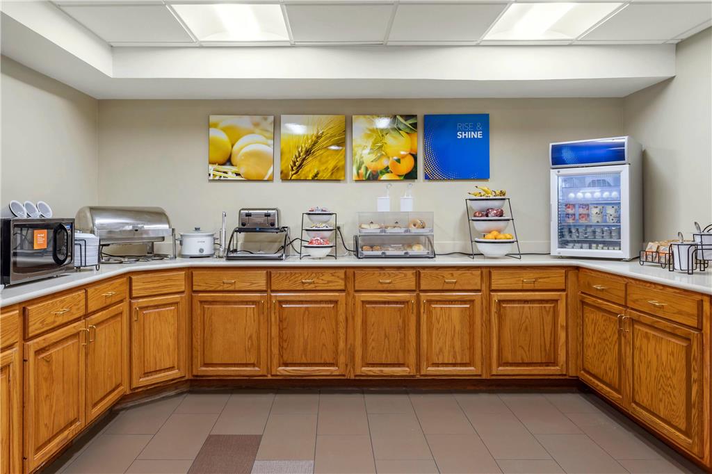 Comfort Inn & Suites Little Rock Airport - photo 29