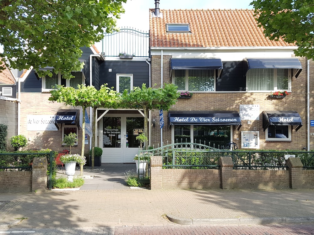 Hotel De Vier Seizoenen in Renesse, Netherlands
