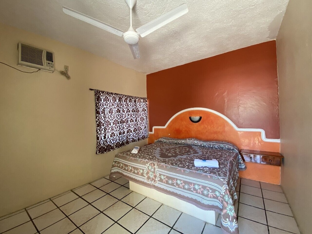 Casa de Huespedes Nayomi By Rotamundos Hotel in Playa De Chachalacas, Mexico