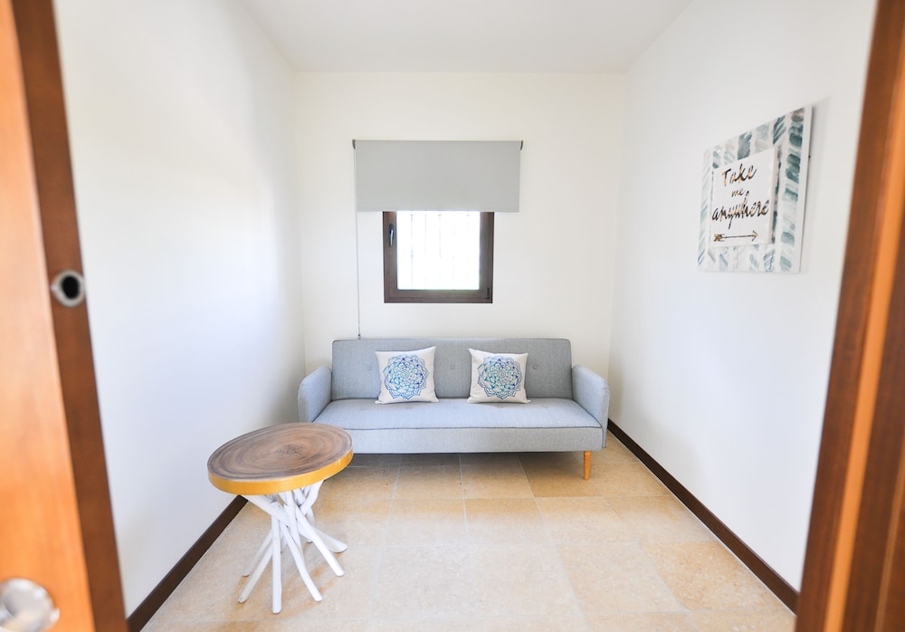 Sitito El Capricho Casa Rural Caminito Del Rey — 4-Star Luxury Hotel in Alora, Spain