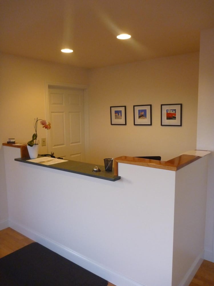 Yankee Clipper Motel - photo 3