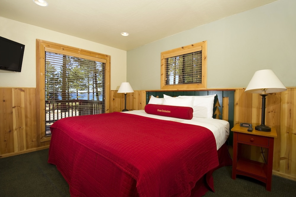 Zephyr Cove Resort - photo 4