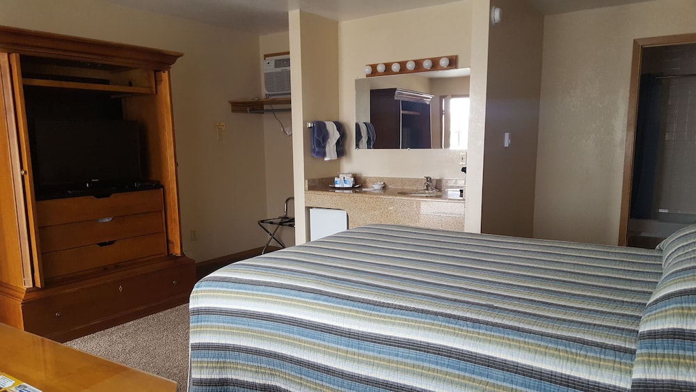 Bristlecone Motel - photo 6