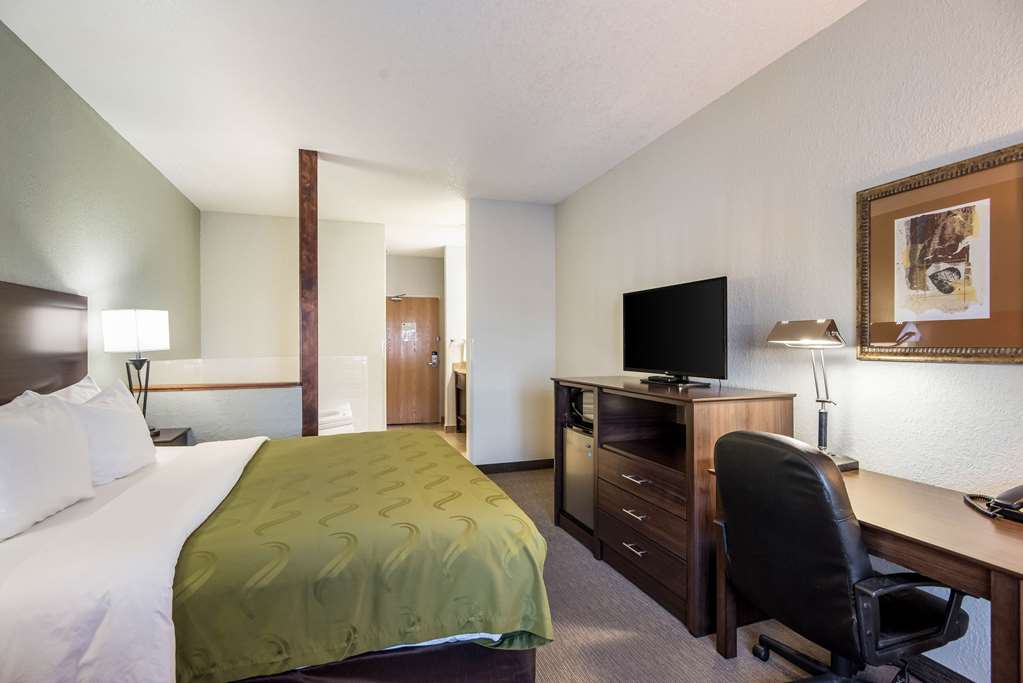 Quality Inn & Suites Pueblo West - photo 28