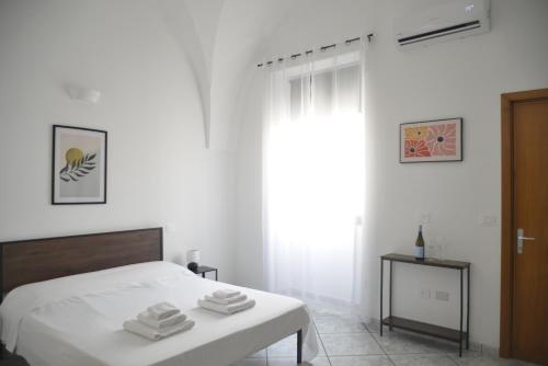 La via maestra in Brindisi, Italy