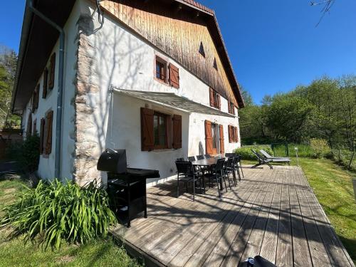Gite Familial De Caractere Pour 10 Pers Vue Vallee Proche Ski Fr 1 589 790 — Fraize