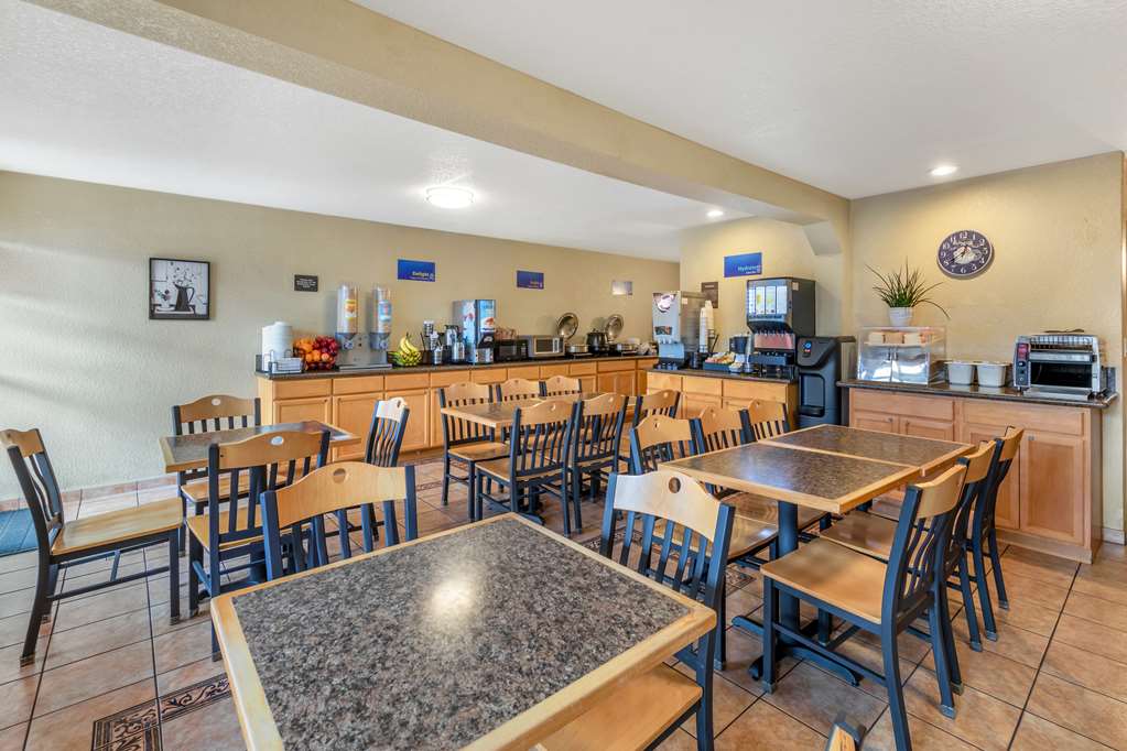 Best Western Americana Inn - photo 8
