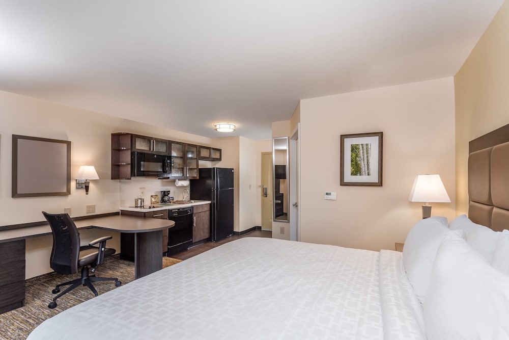 Candlewood Suites Bensalem Philadelphia Area by IHG - photo 16