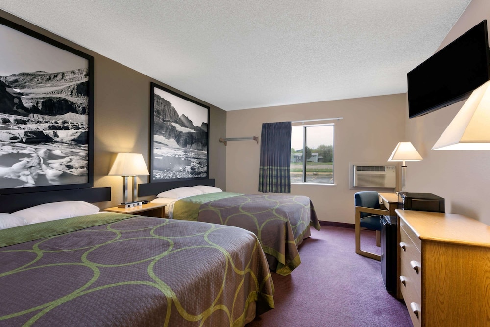 Super 8 by Wyndham Helena - photo 6